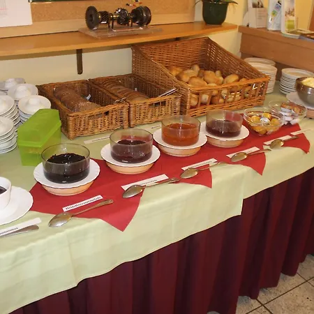 Riedel 호텔 치타우