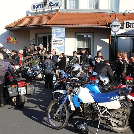 ホテル Riedel ツィッタウ